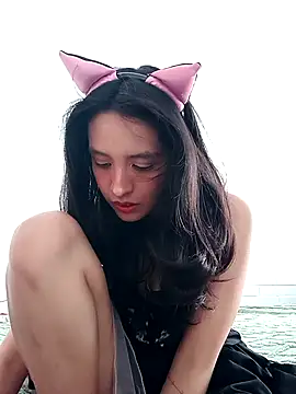 Phoenix Paws online show from April 21, 4:57 pm