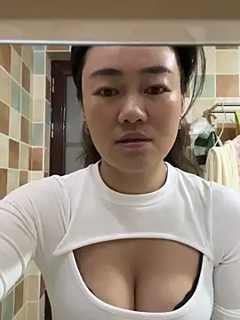 Molly-xiao online show from March 30, 11:17 pm