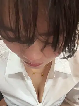 Molly-xiao online show from February 4, 1:22 am