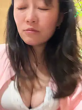 Molly-xiao online show from May 11, 4:04 pm