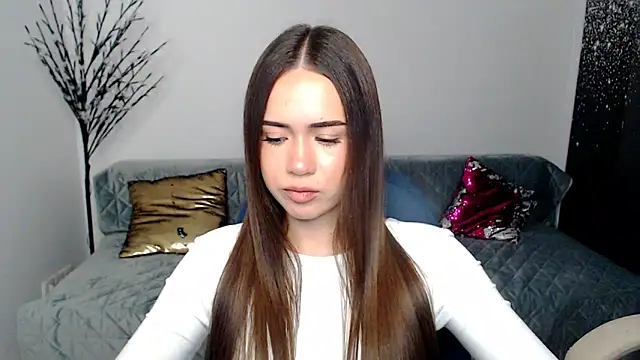 heiley love online show from December 22, 4:07 pm