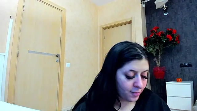 NayaNoirX online show from March 12, 7:18 pm