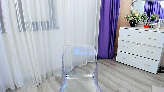 NayaNoirX online show from March 26, 6:50 pm