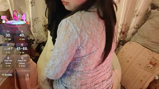 Snapshot of xiaoxiaoyuu- chatting on March 7, 4:12 pm xiaoxiaoyuu- online show from March 7, 4:12 pm