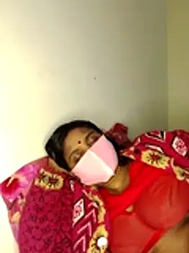 Hot Sweety02 online show from February 10, 11:15 pm