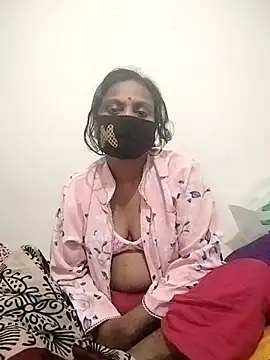 Snapshot of Hot_Sweety02 chatting on January 14, 10:35 pm Hot Sweety02 online show from January 14, 10:35 pm