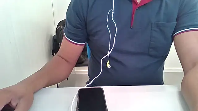 Moreno Casado Safado online show from May 25, 8:13 am