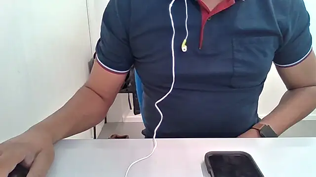 Moreno Casado Safado online show from July 9, 9:10 am