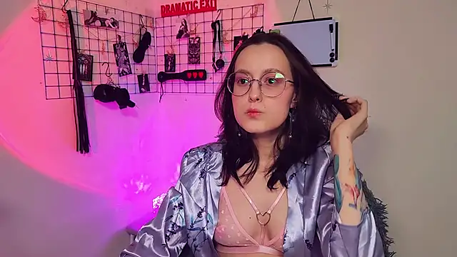 Snapshot of XXGoddessLXX chatting on February 21, 7:16 pm XXGoddessLXX online show from February 21, 7:16 pm