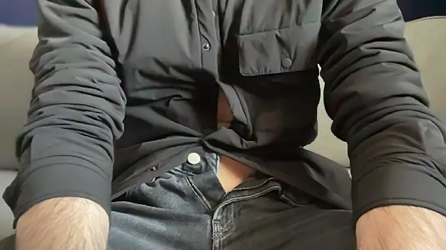 Snapshot of bwcblake69x chatting on March 25, 1:32 pm bwcblake69x online show from March 25, 1:32 pm