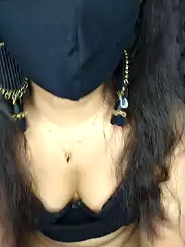 Snapshot of Saumyy chatting on February 10, 2:38 pm Saumyy online show from February 10, 2:38 pm