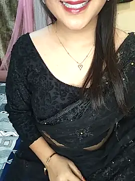 Saumyy online show from April 4, 4:13 pm