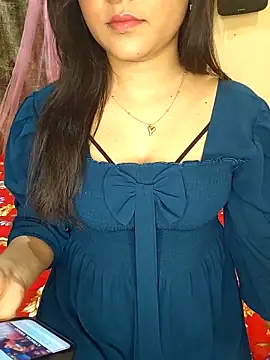 Saumyy online show from April 8, 4:52 pm