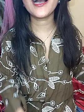 Saumyy online show from March 31, 4:53 pm