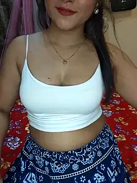 Saumyy online show from April 7, 4:42 pm