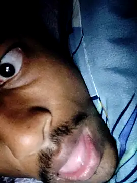 Snapshot of theboyas chatting on February 19, 1:13 am theboyas online show from February 19, 1:13 am