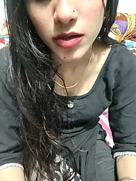 Yours-Zeenat online show from February 28, 9:47 pm