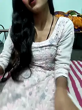 Yours-Zeenat online show from January 11, 5:58 am