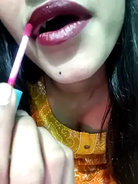 Yours-Zeenat online show from January 17, 6:50 am