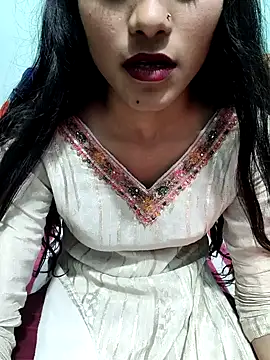 Yours-Zeenat online show from January 16, 11:36 am