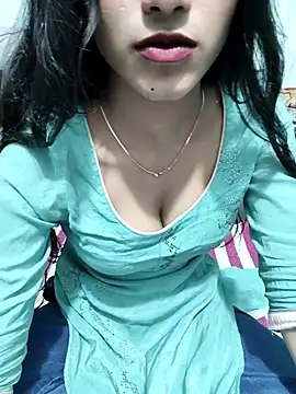 Yours-Zeenat online show from February 16, 8:35 am