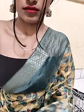 Snapshot of Yours-Zeenat chatting on May 15, 8:23 am Yours-Zeenat online show from May 15, 8:23 am