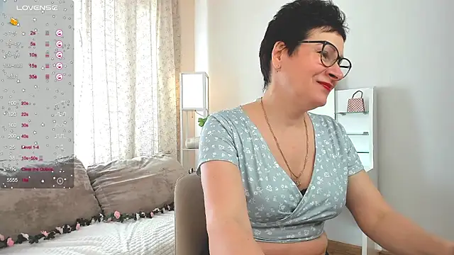 JennyMons online show from March 30, 8:38 am