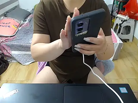 Coffee Milktea online show from May 29, 1:44 am