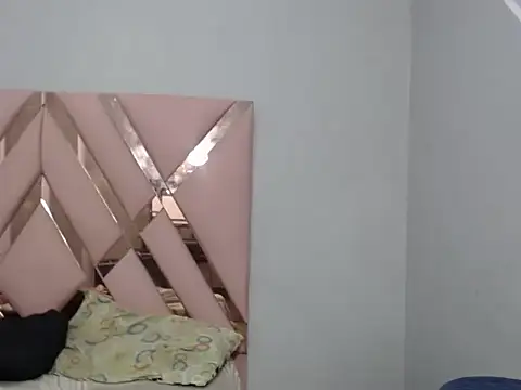 latina ts july online show from February 21, 7:54 am