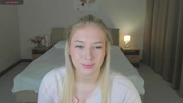 ChloeAlba online show from January 12, 4:08 am