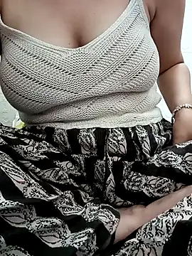 ShamaParvin online show from February 12, 4:51 pm