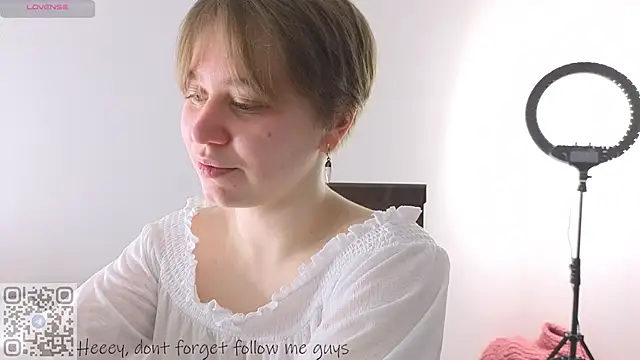 starsonthesky online show from February 13, 8:03 am