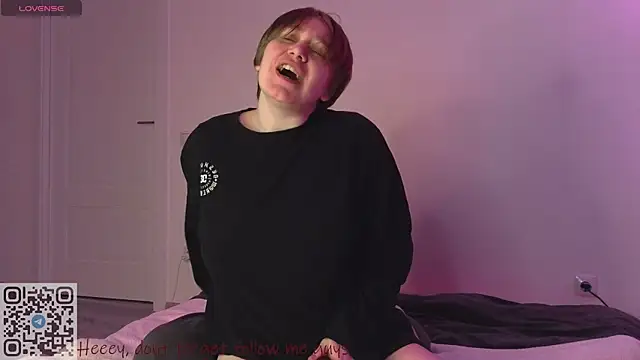 starsonthesky online show from April 7, 10:39 am