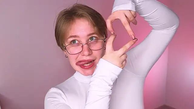 starsonthesky online show from February 16, 8:02 am