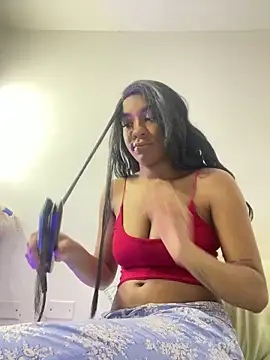  keylafisher  online show from April 3, 5:52 pm