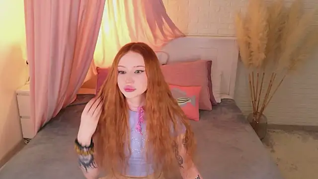 Zoe  Page online show from February 26, 1:55 pm