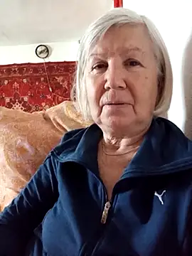 Snapshot of KlaudiaDarling chatting on March 3, 9:38 am KlaudiaDarling online show from March 3, 9:38 am