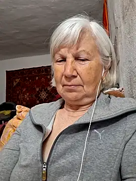 KlaudiaDarling online show from May 10, 7:16 pm