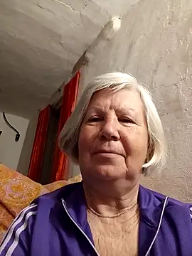 KlaudiaDarling online show from April 3, 11:22 pm