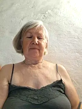 KlaudiaDarling online show from May 25, 3:22 pm