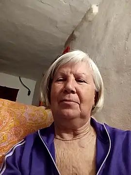 KlaudiaDarling online show from April 10, 7:43 pm