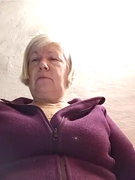 KlaudiaDarling online show from January 5, 10:24 pm