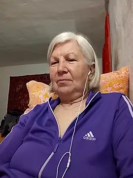 KlaudiaDarling online show from March 12, 3:38 pm