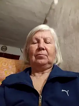 KlaudiaDarling online show from March 4, 7:43 pm