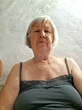 Snapshot of KlaudiaDarling chatting on June 27, 7:09 pm KlaudiaDarling online show from June 27, 7:09 pm