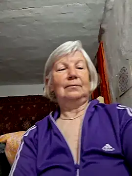 KlaudiaDarling online show from April 28, 12:09 am