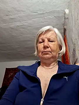 KlaudiaDarling online show from April 22, 2:29 am