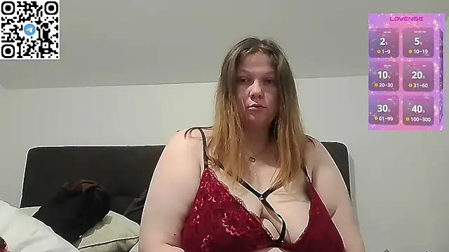 lina 99  online show from April 15, 5:24 am