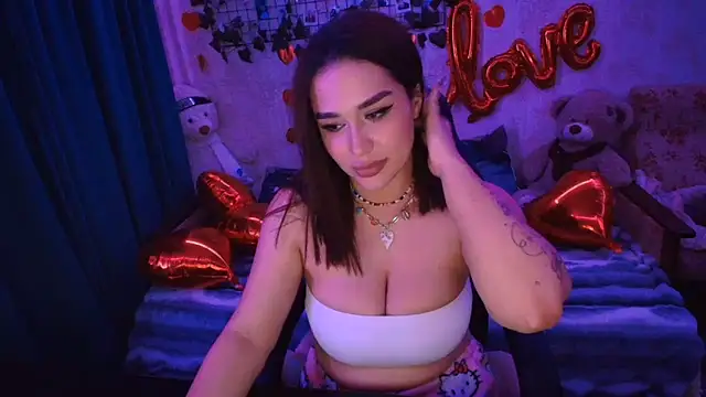 AlisiaRose online show from March 12, 10:47 pm