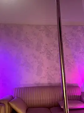 LunaDupont online show from January 17, 9:07 pm